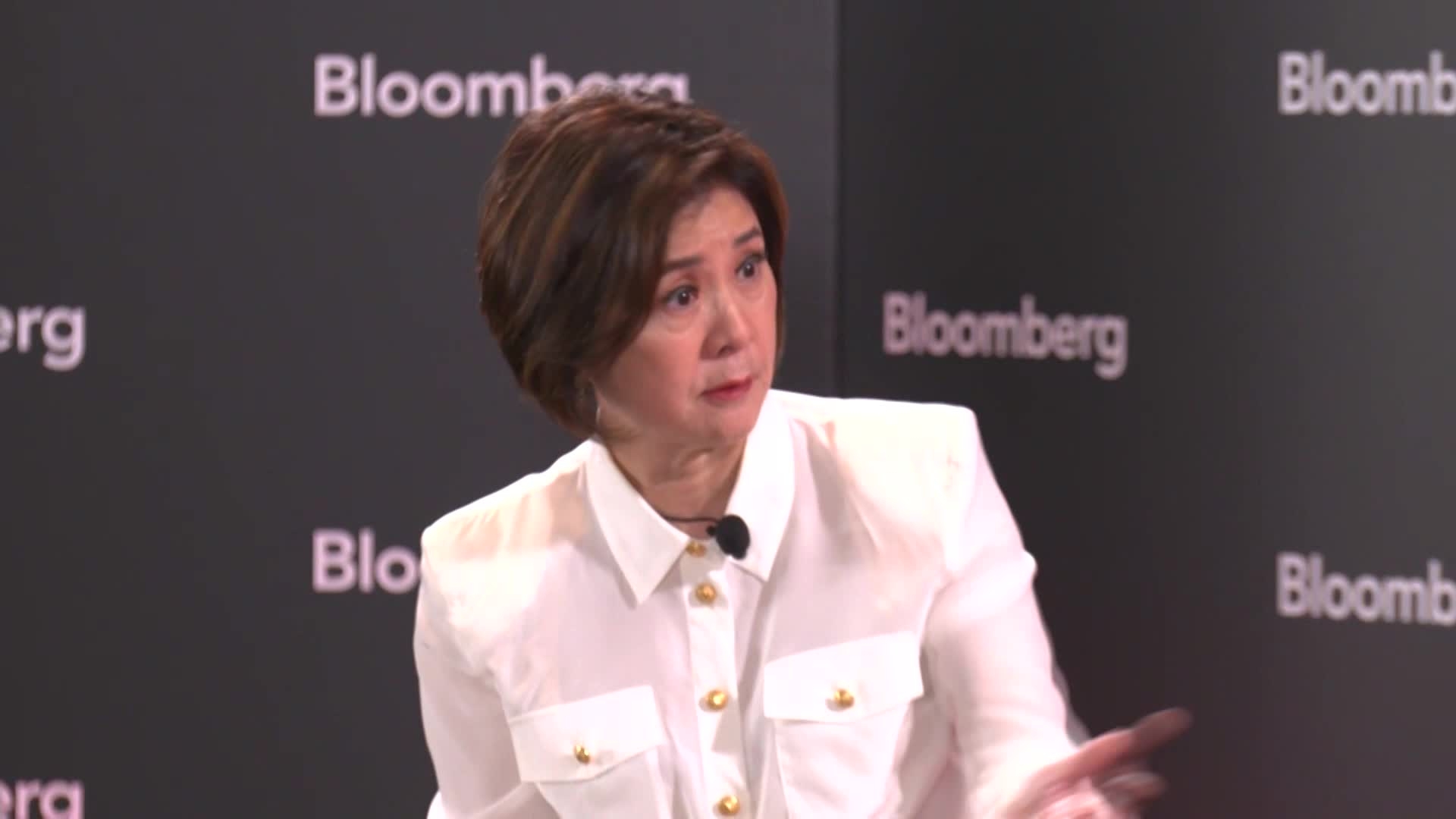 UBS: Investors Looking To Diversify Out of Dollar