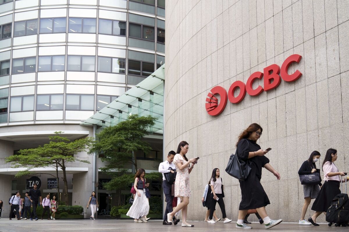 Great Eastern Holders to Vote on $704 Million OCBC Delist Plan