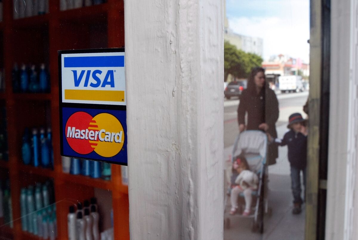 A $60 Billion Visa, Mastercard Slump Seen as Buying Opportunity