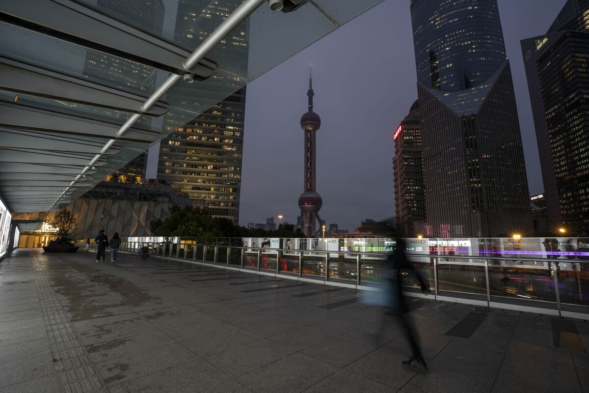 Asian Shares Face Cautious Start as Rally Pauses: Markets Wrap