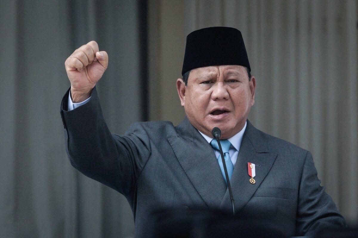Prabowo Slams Corrupt Indonesian Officials, Warns Foreign NGOs