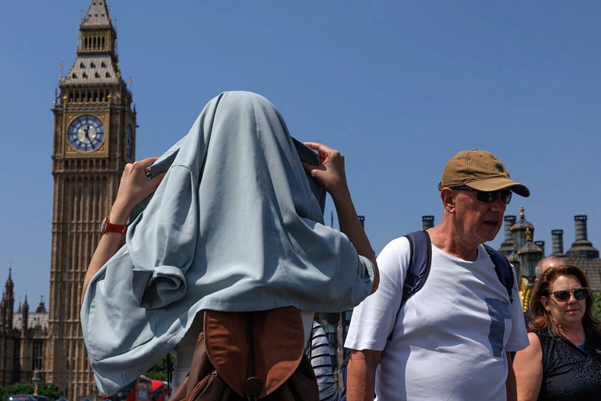 Climate Change Increases Intensity of Heat Wave Scorching UK