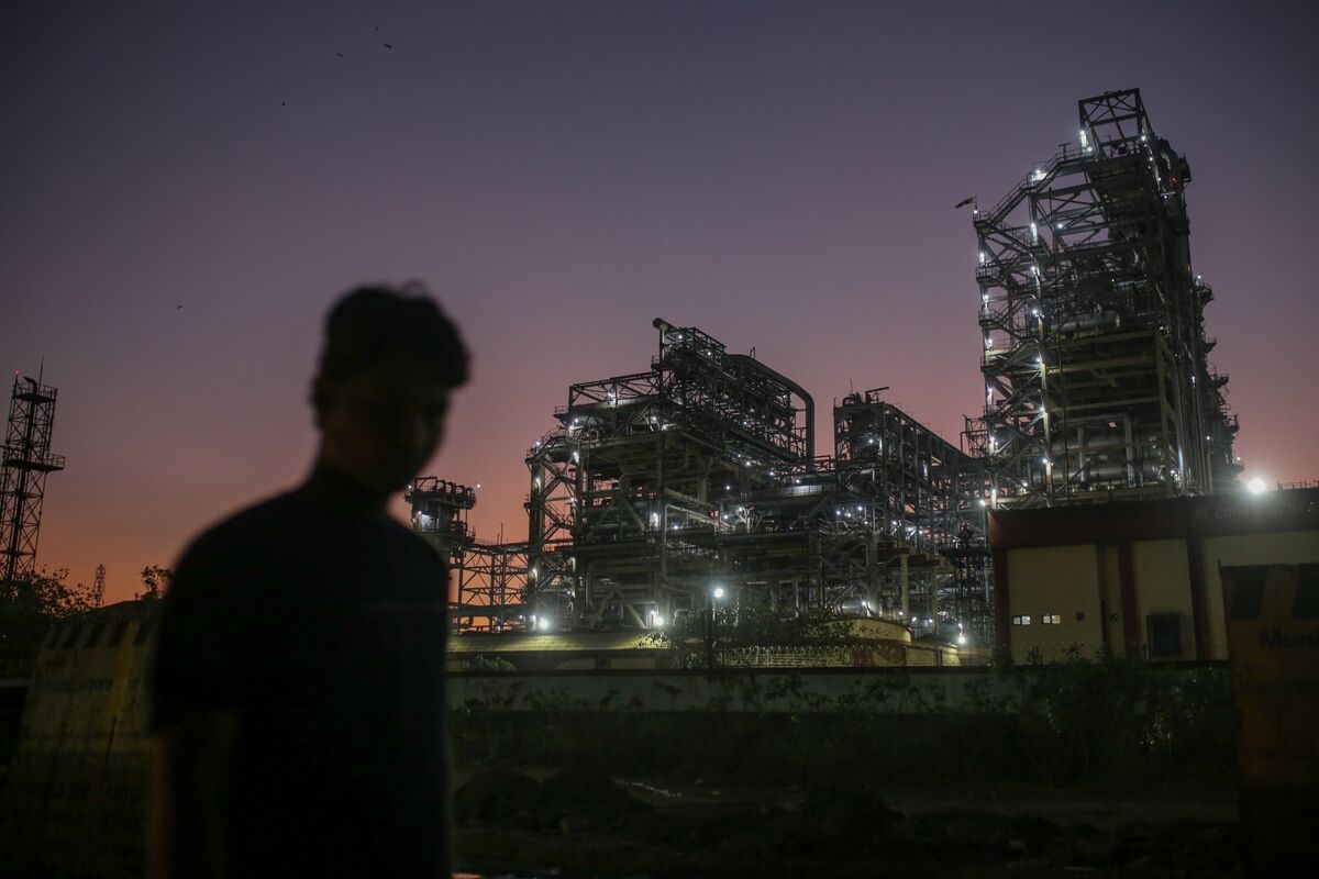 India's State Oil Refiners Plan Tanker Order for Domestic Use