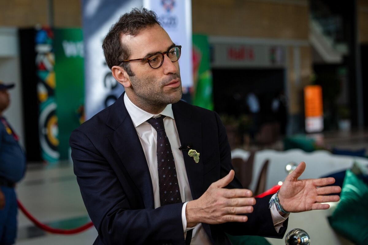 Spain's Cuerpo Says Bessent Signaled He Wants EU Deal on Tariffs