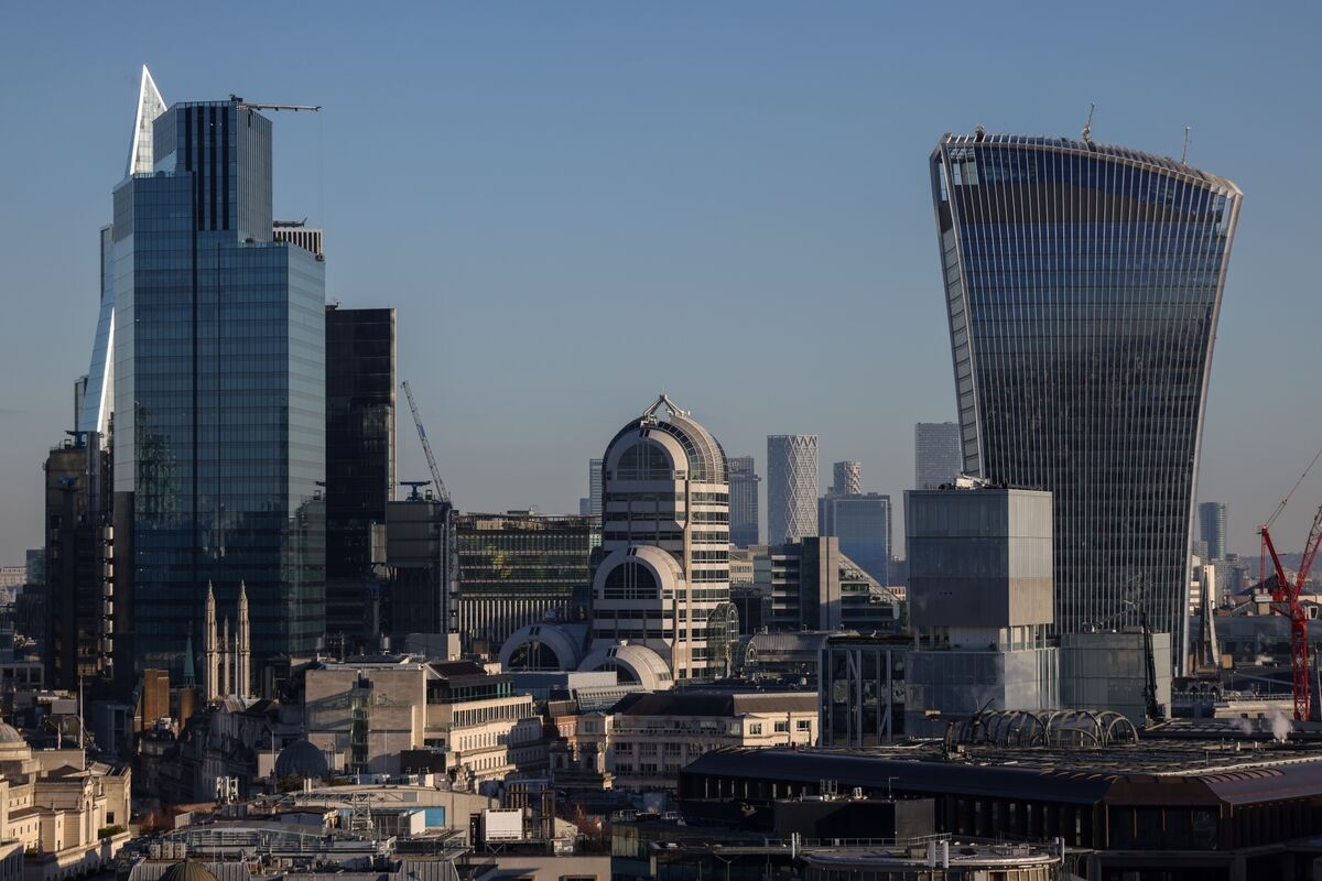Contract Cancellations and Delays Trigger UK Profit Warnings
