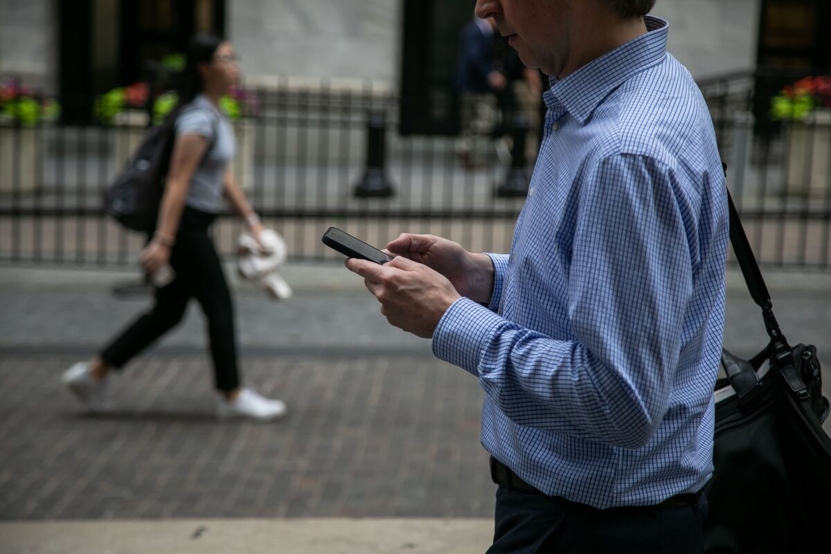HPS Leads Over $3 Billion of Private Debt for Consumer Cellular