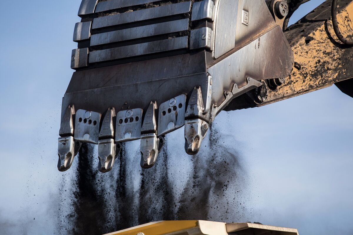 Coal India to Take First Unit Public With Consultancy Firm IPO