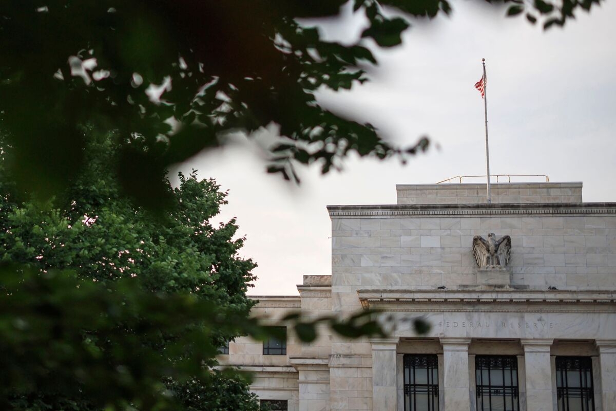 Fed Must Contain Long-Term Inflation Expectations, Musalem Says