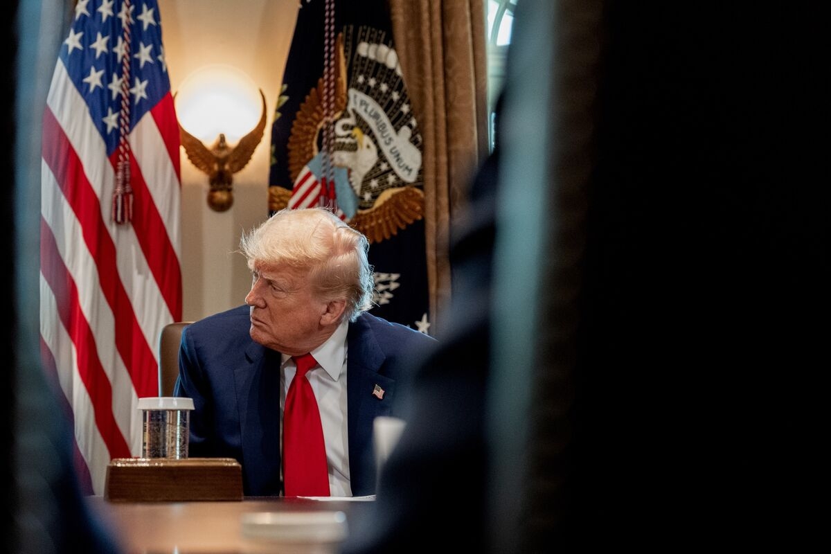 Trump Puts Wealth Fund on Back Burner as Ambitions Hit Limits