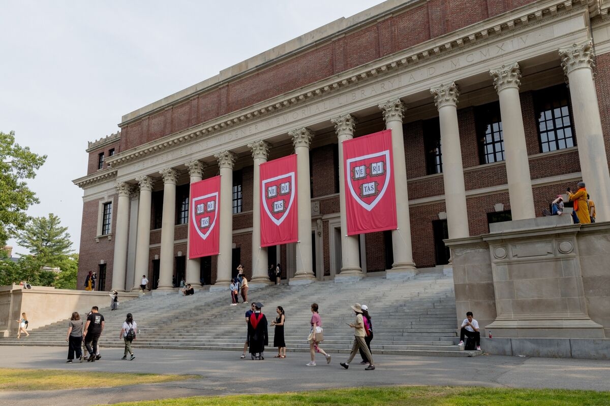Harvard Ready to Pay $500 Million for Job Training in Trump Deal