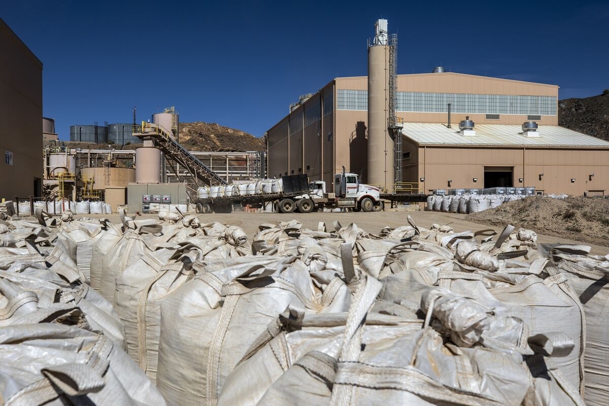 Critical Mineral Stocks Rally on Signs Trump Supports Sector