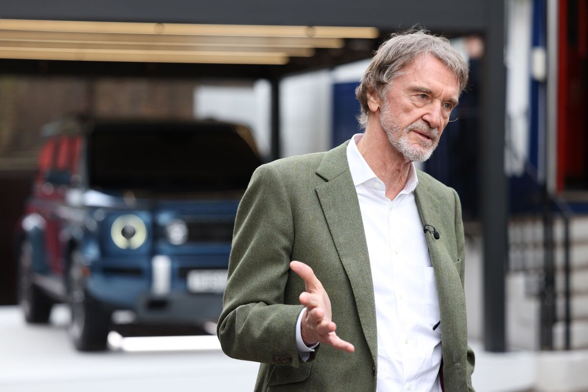 Brexiteer Ratcliffe's Carmaker Ineos Blames EU for Trump Tariffs