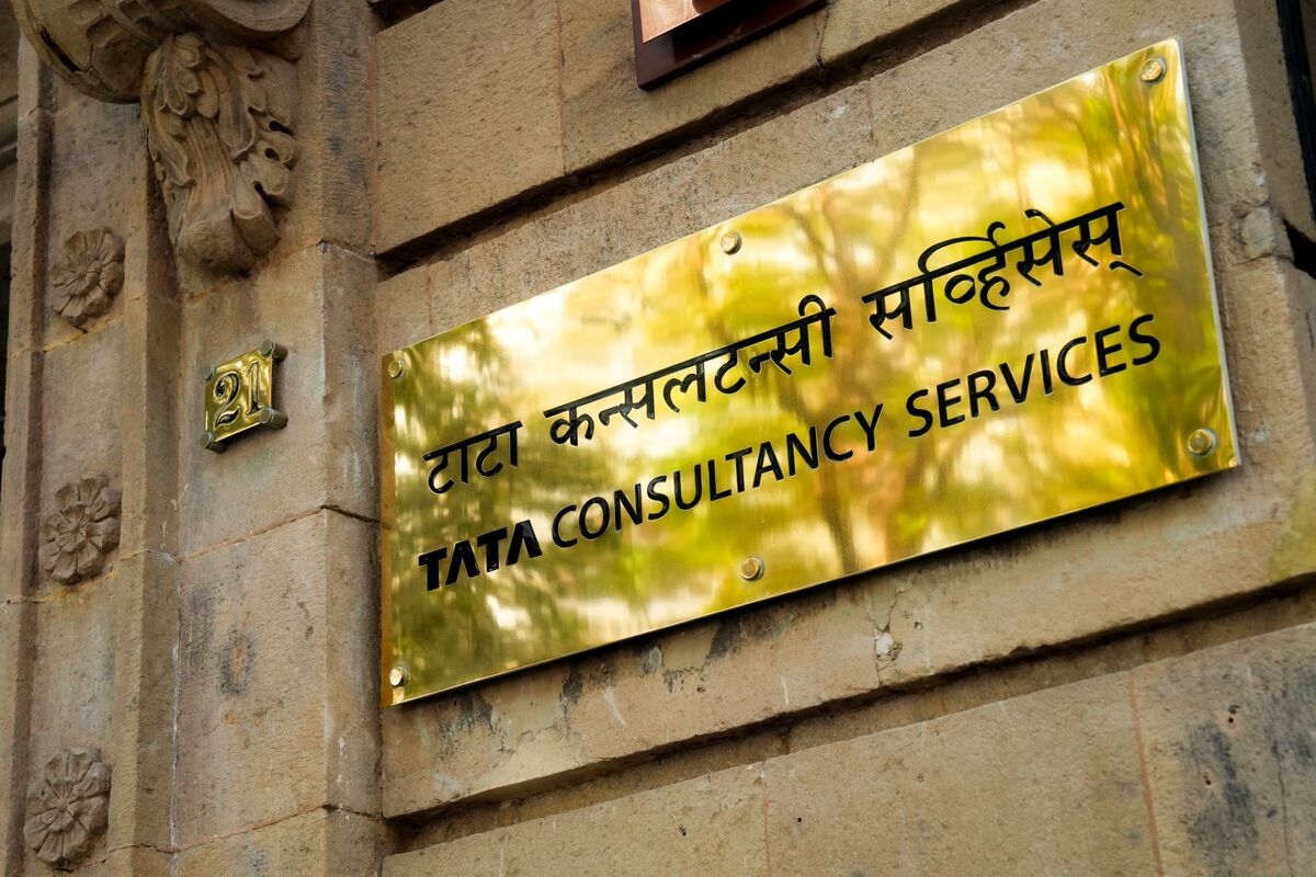 TCS to Slash 12,000 Jobs Globally Amid Tech Shift, Local Media Reports