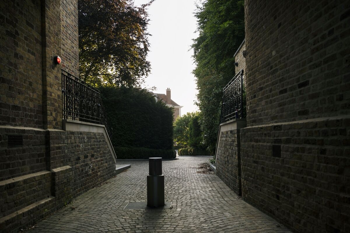London's Luxury Property Downturn Looks Set to Get Even Worse