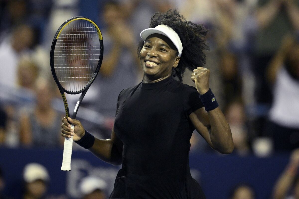 Venus Williams Becomes Oldest Woman Since Martina Navratilova to Win Match