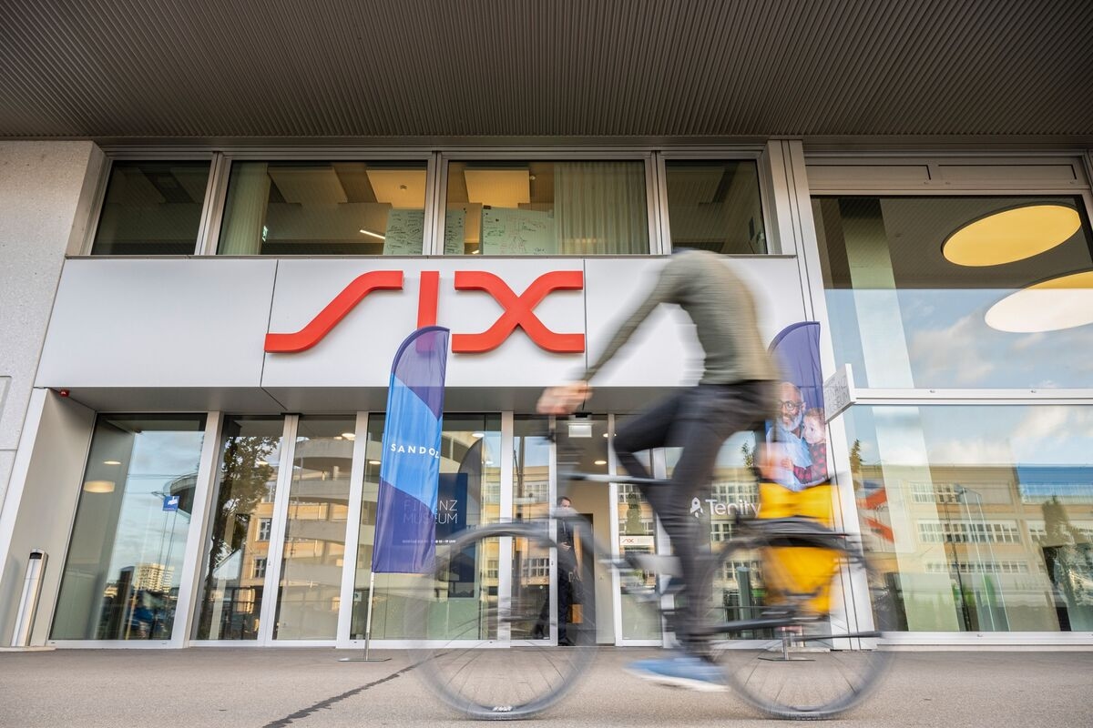 Worldline Turmoil Hands Swiss Bourse a $300 Million Headache
