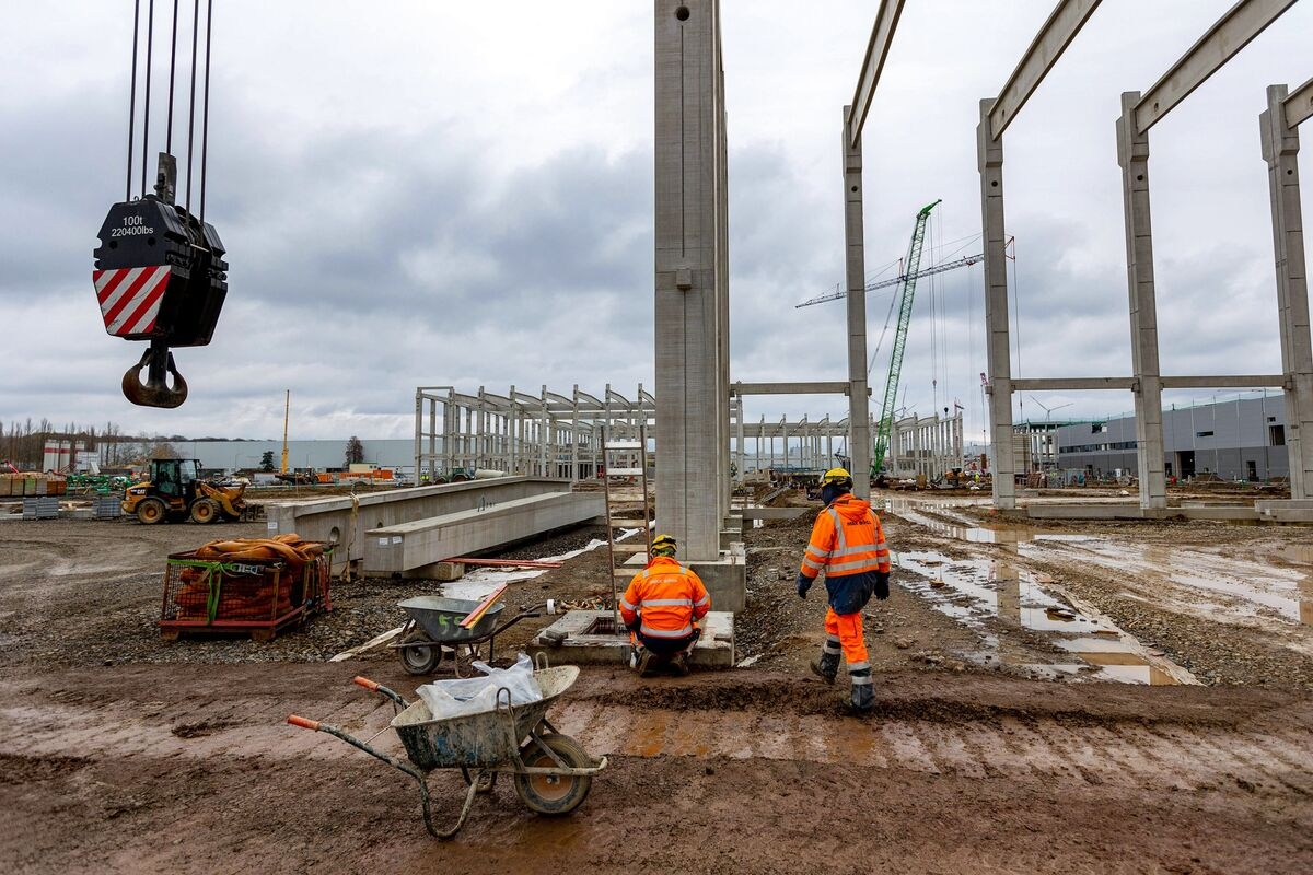 Salzgitter Ends Talks with GP, TSR Consortium on Takeover Offer