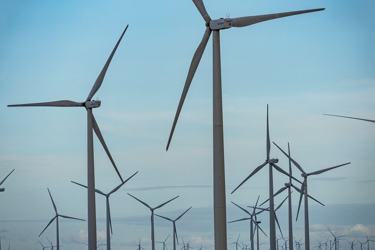Equis Seeks Over $1 Billion Loan for Korean Wind Farm Project