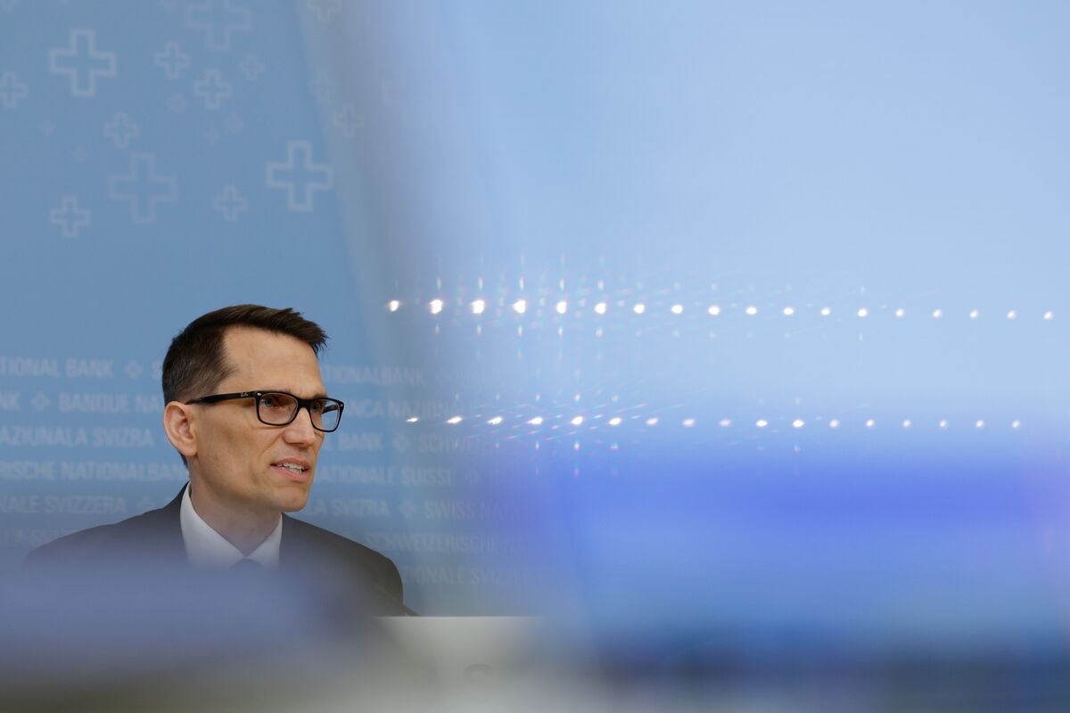 SNB Introduces Stealth Negative Rate to Keep Money Markets Going