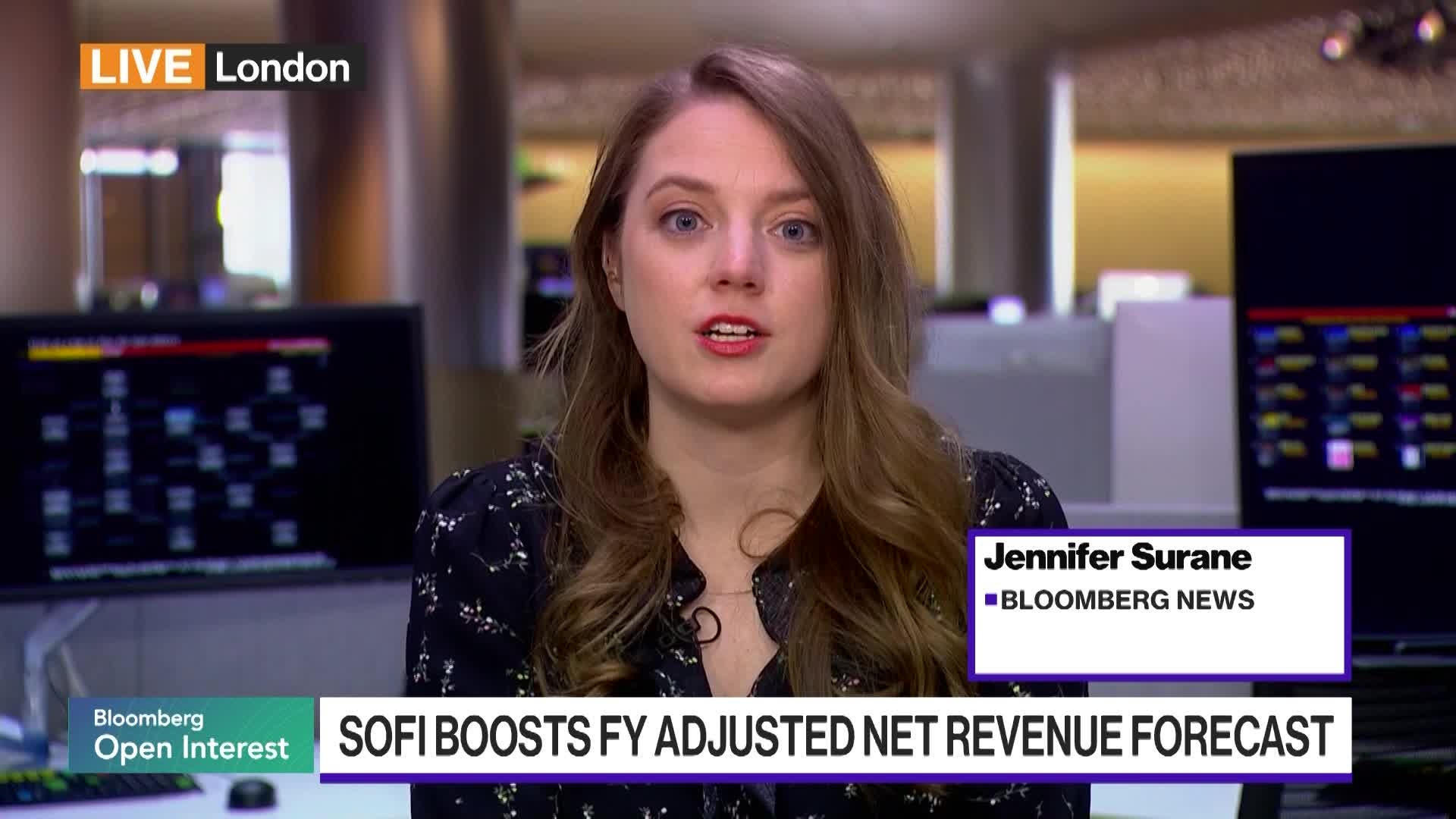 Paypal Gives Uncertain 2025 Profit Forecast