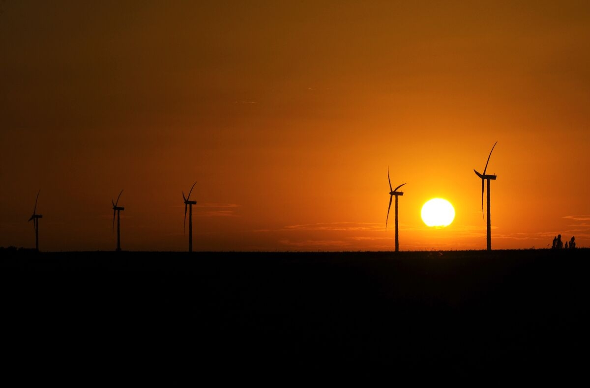 Northwest Europe's Long, Sunny Spring Has Triggered Wind Drought
