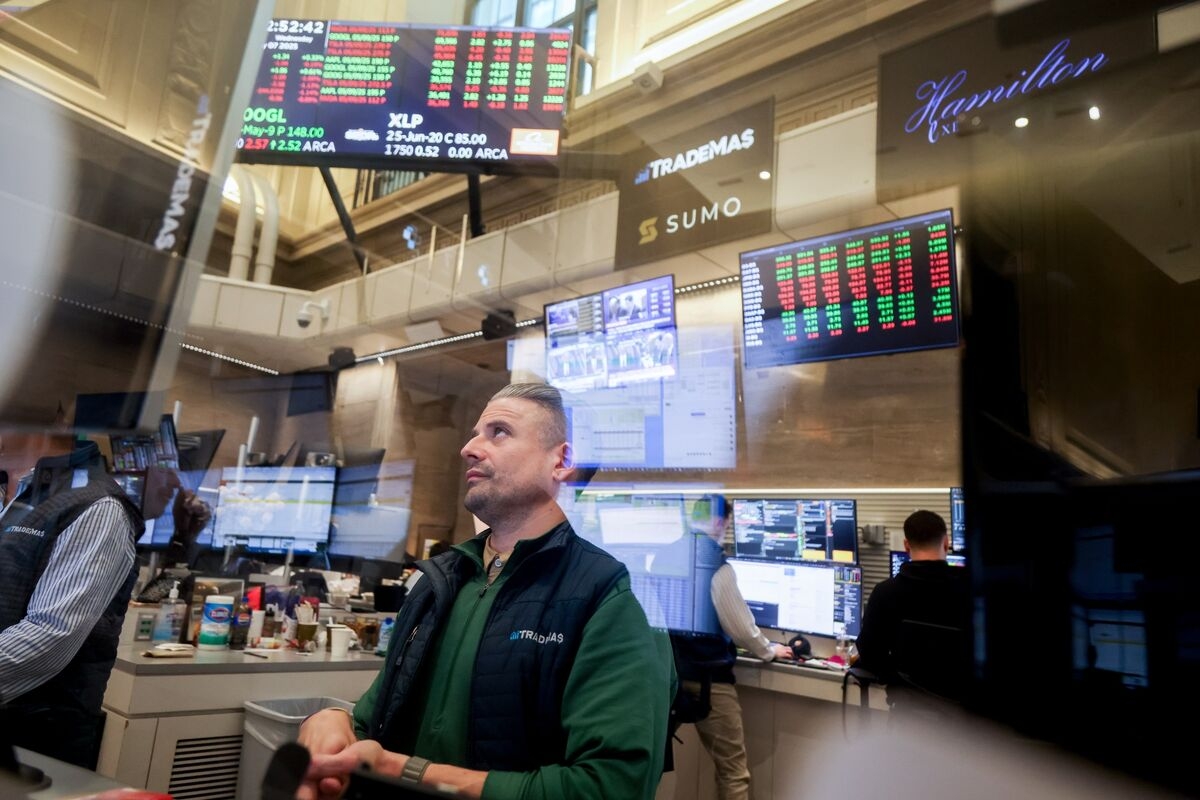 Wall Street Is Warming to Small Caps and Other Laggards