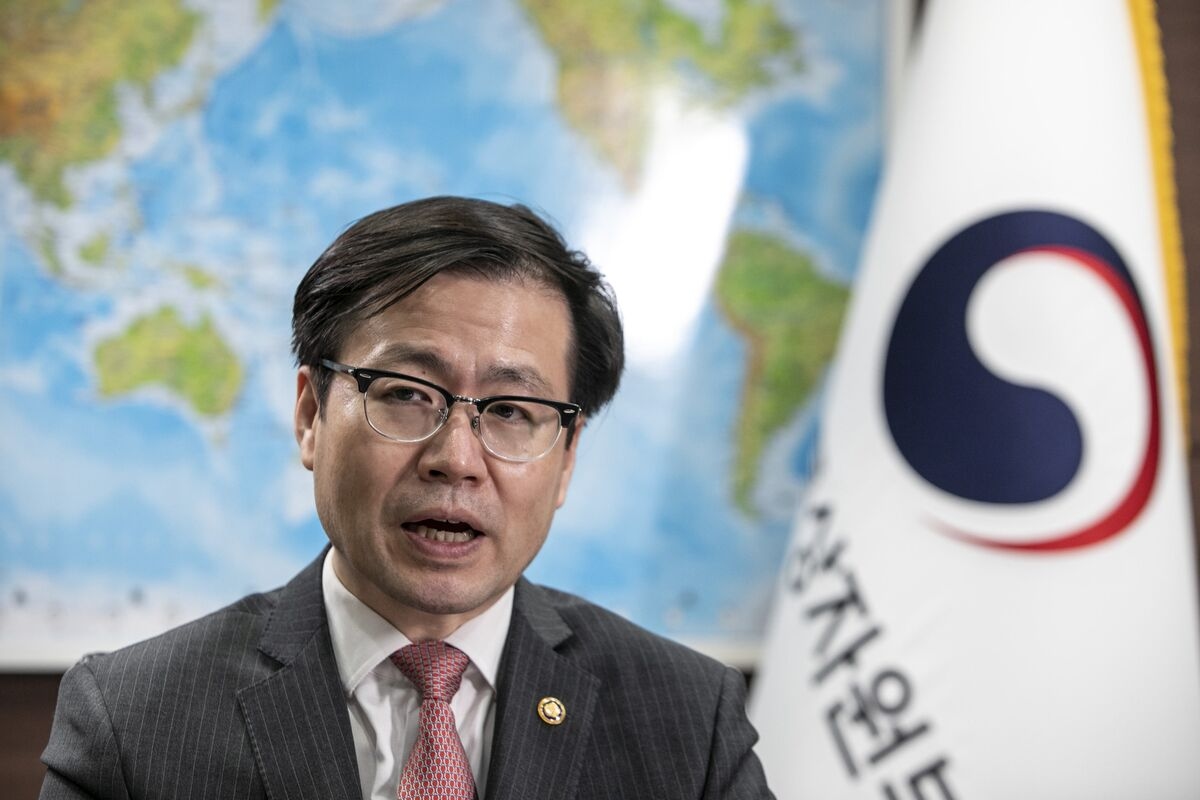 South Korea's Trade Chief Seeks Tariff Relief in First US Talks