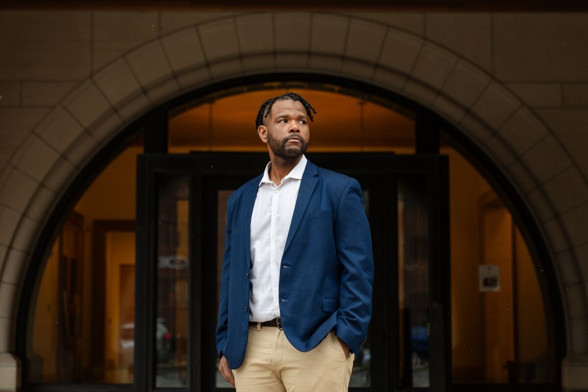 Harvard Law's Fast Track to the American Elite Is Losing Black Students
