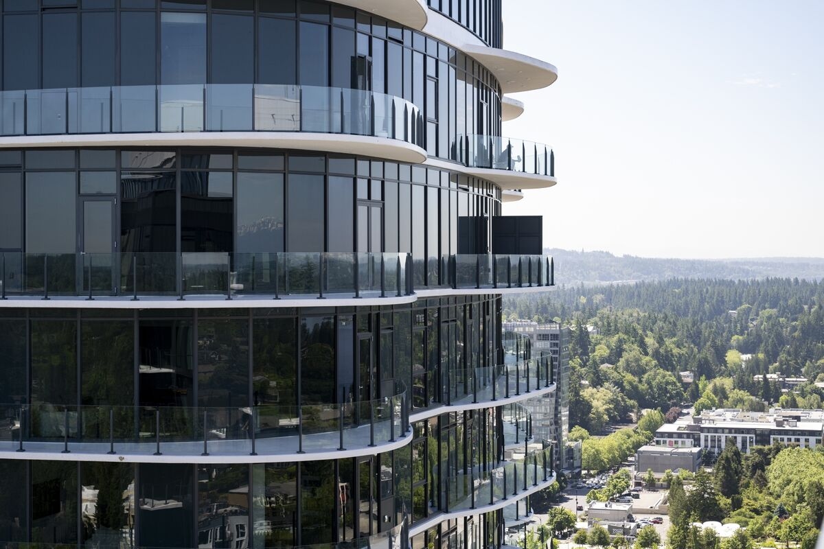NYC Developer Silverstein Bets on Rising Wealth of Seattle's Neighbor