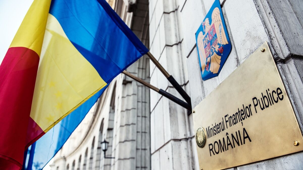 Romania Offers Dollar, Euro Debt After Starting Austerity Plan