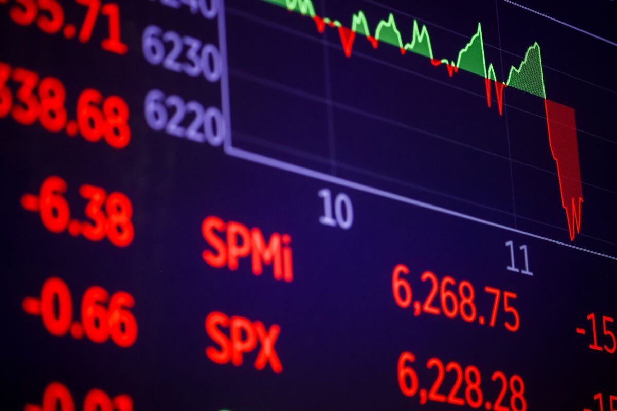 Investor Hunger for Yield Drives S&P 500 Dividend Option Growth