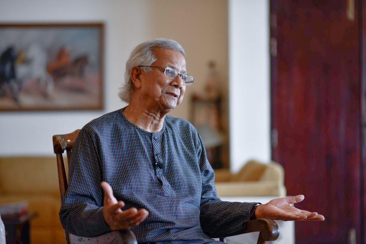 Bangladesh's Yunus Signals February Vote After Political Talks