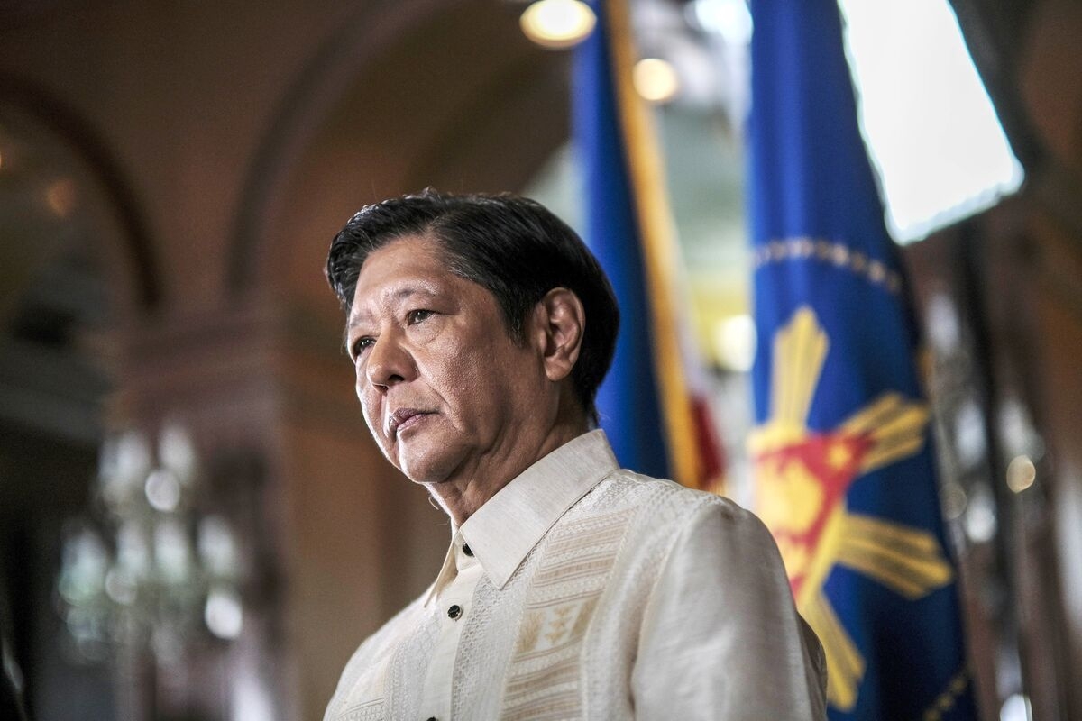 Marcos Tells Cabinet to Quit, Seeking Reset After Midterms