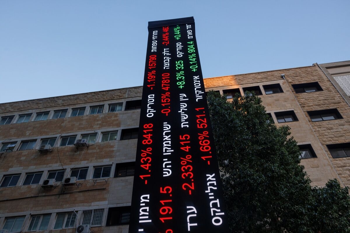 Israeli, Saudi Stocks Fall as Middle East Conflict Worsens