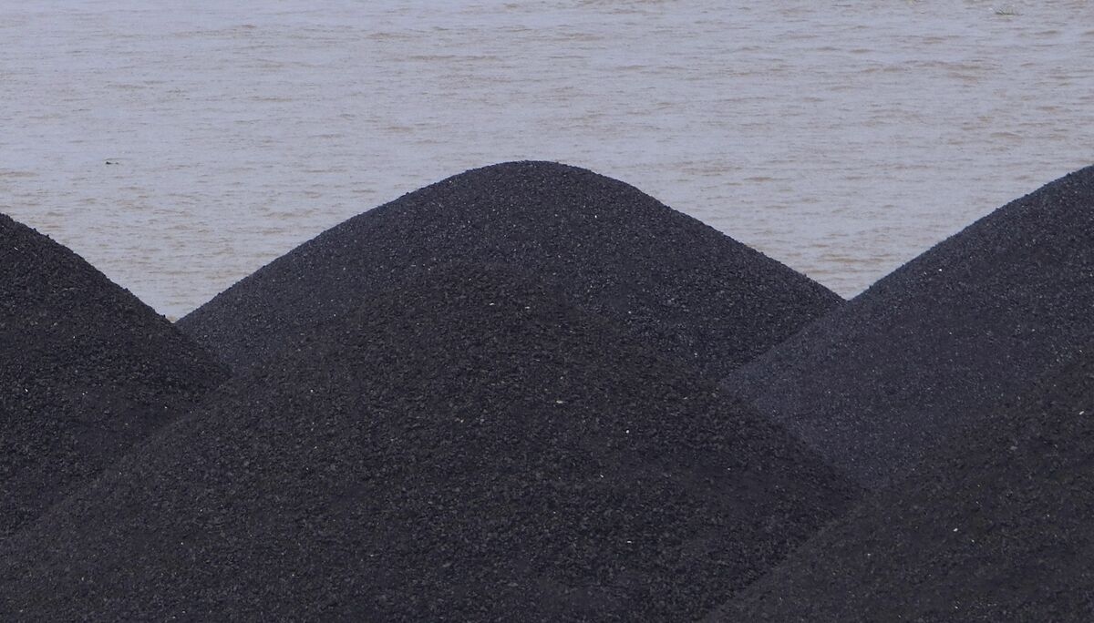 India Gets Serious About Stone-Tainted Coal in Its Supply Chain