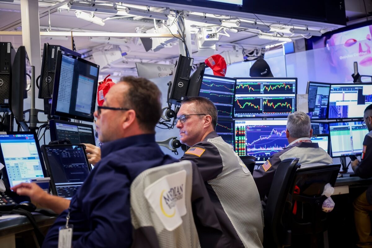 Wall Street Sees Risks to US Relying Too Much on T-Bill Issuance