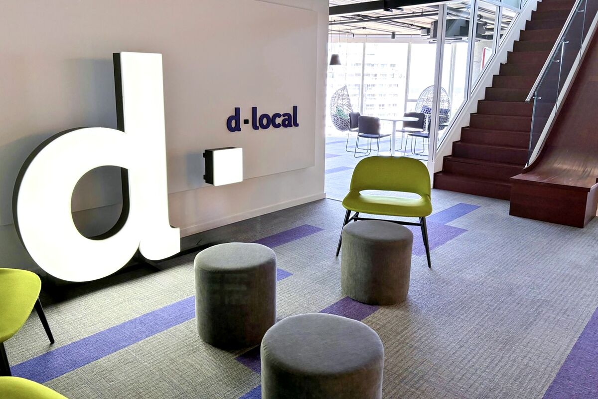 DLocal CEO Sees E-Commerce Firms Rushing Into Milei's Argentina