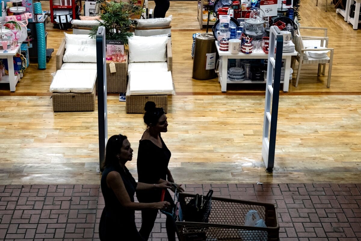 TJ Maxx Operator Says It Has Flexibility to Offset Tariffs