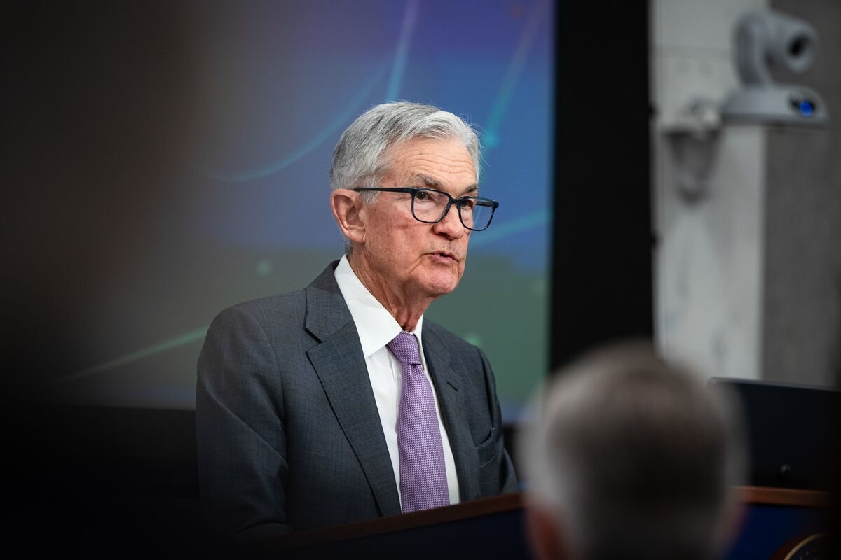 Fed on Hold Leaves Wall Street Asking What It Will Take to Cut Interest Rates