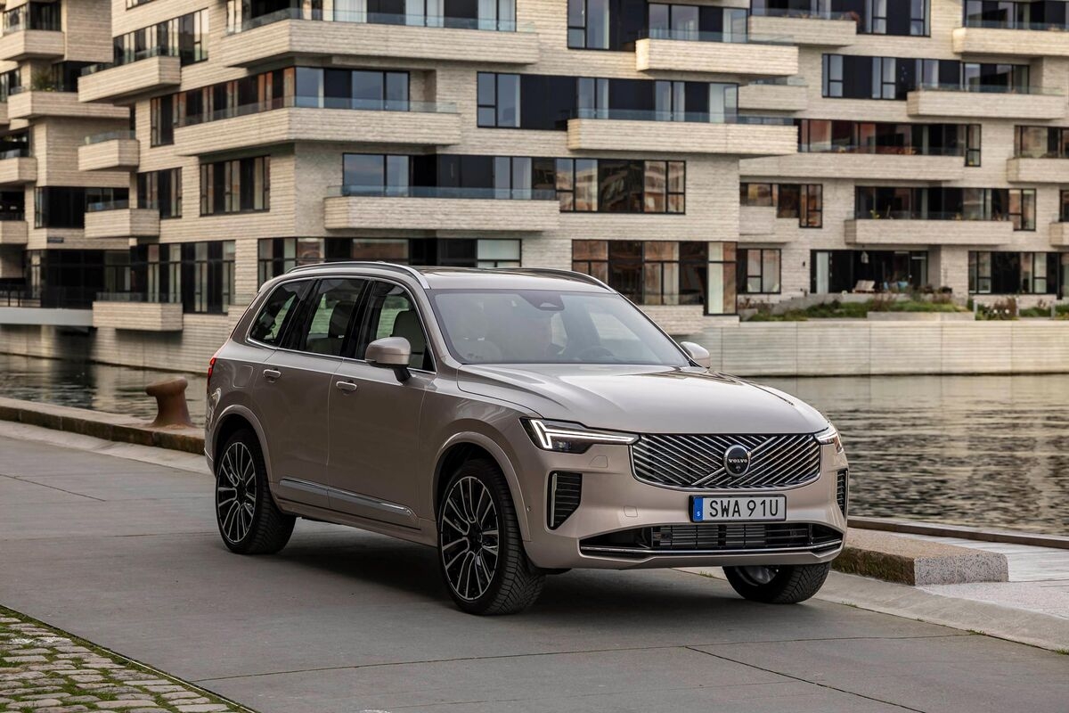 The New Volvo XC90 Hybrid SUV Needs a Total Overhaul