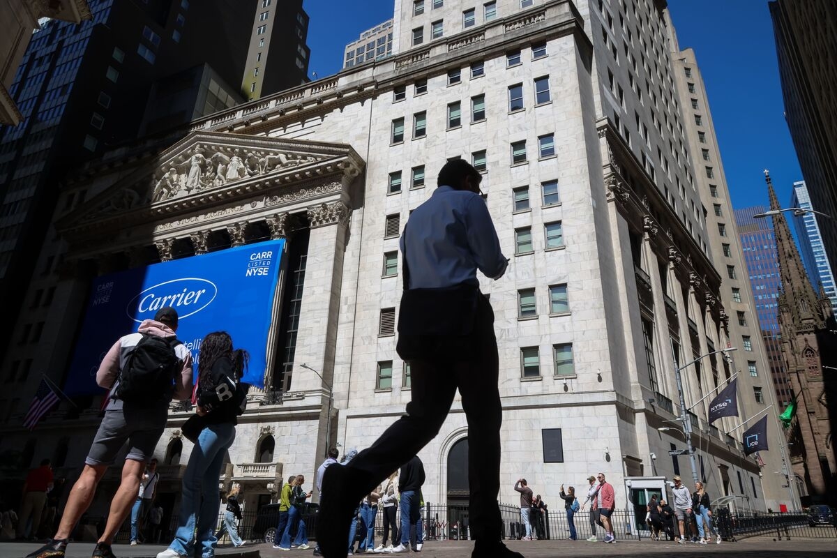 Morgan Stanley, Goldman See Resilient Economy Supporting Stocks
