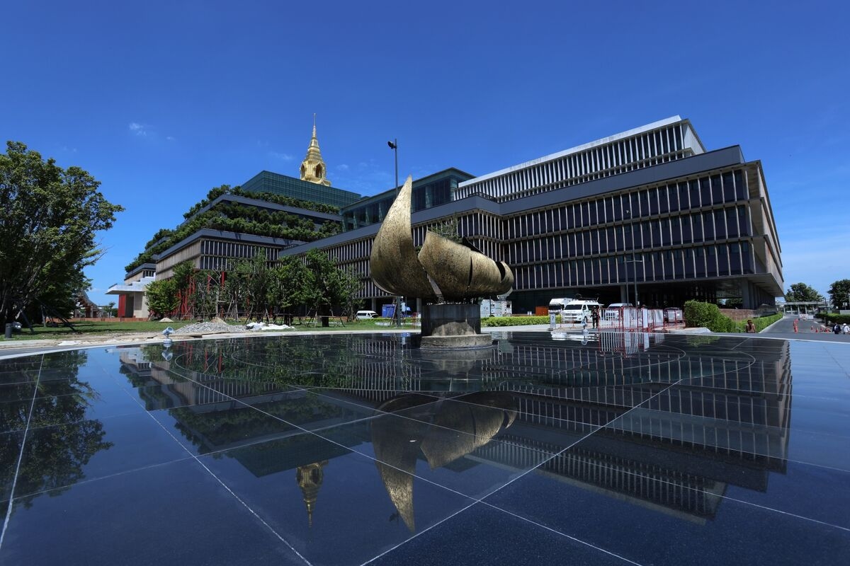 Thai Lawmakers Pass $117 Billion Budget to Help Revive Economy