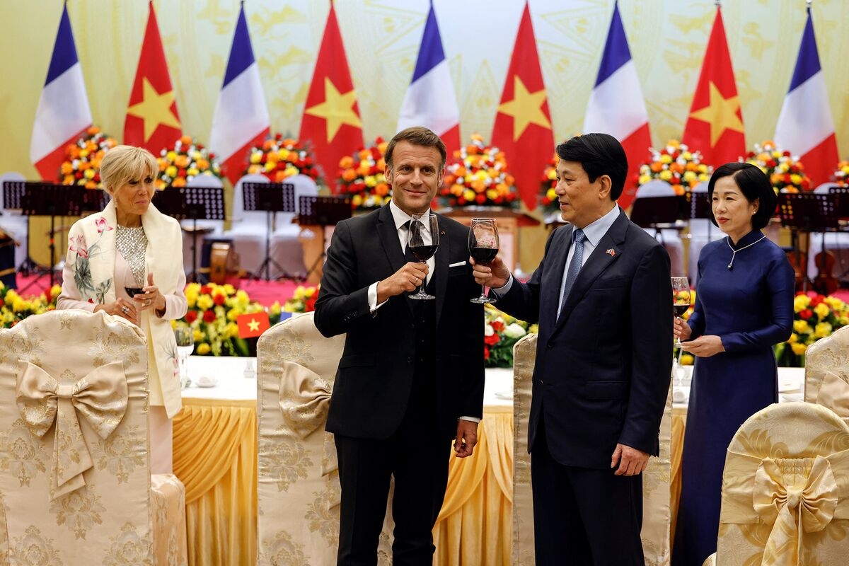 Macron Courts Southeast Asia Nations Trapped by US-China Dispute