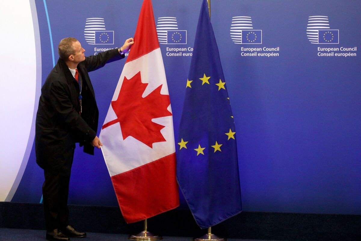 EU and Canada Sign Security Pact as Carney Pivots From US