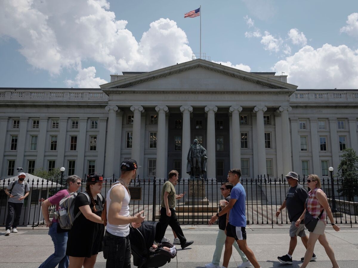 US Treasuries Volatility Gauge Falls to More Than Three-Year Low