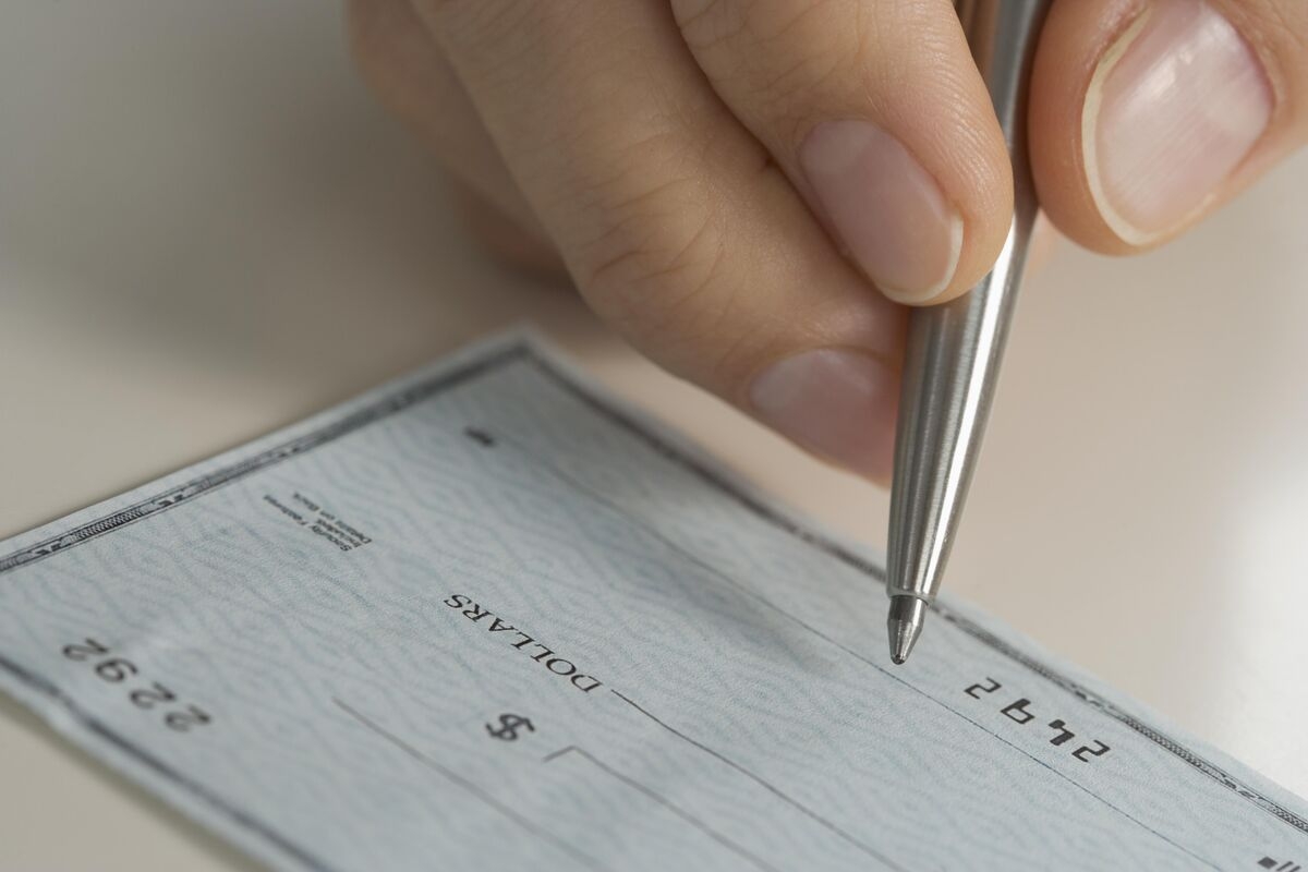 US Bank Regulators Launch Effort to Combat Surge in Check Fraud