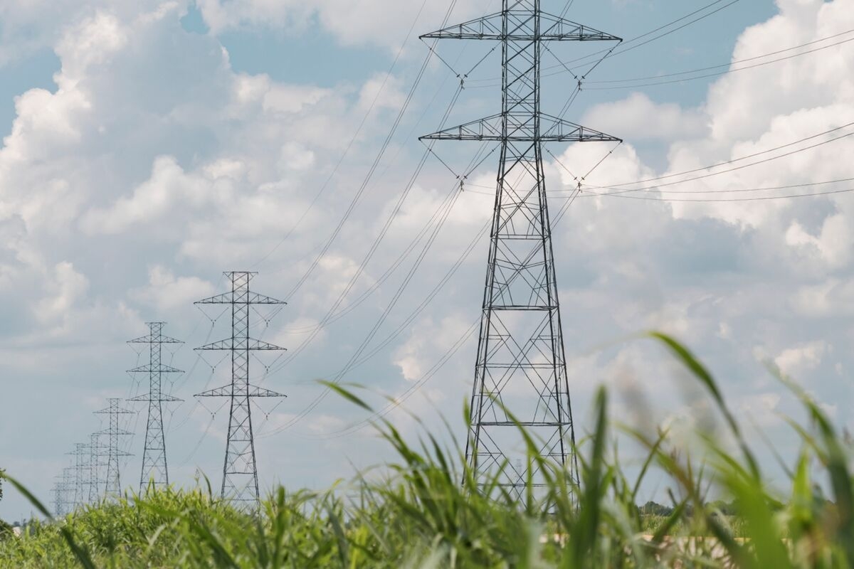 How Big Batteries Could Prevent Summer Power Blackouts