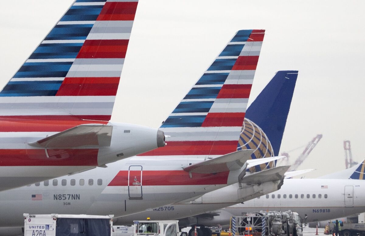 American, United Airline Suspend Some Middle East Flights