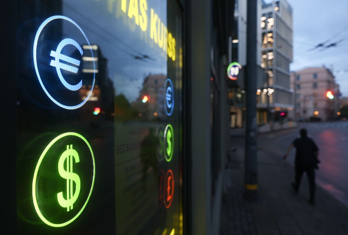 Dollar's Slide Imperils Earnings for Large-Cap European Firms