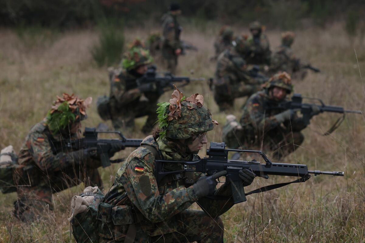Germany Needs a Scarier Army to Daunt Putin